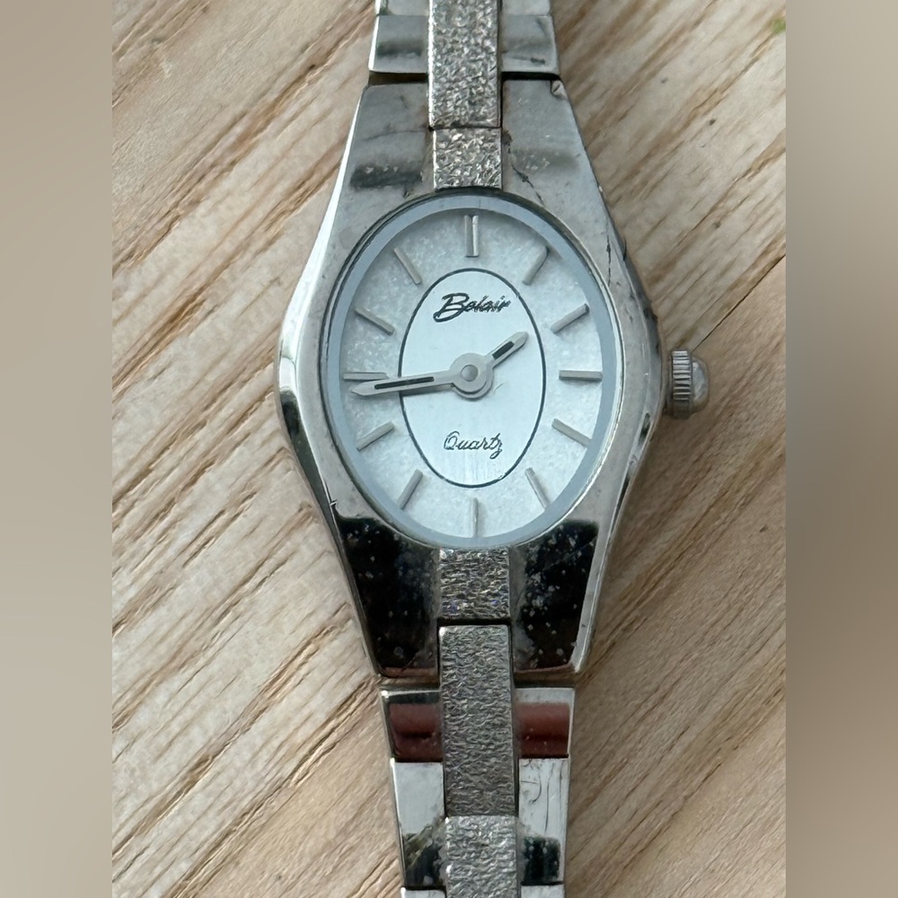 Belair Luxury Vintage Ladies Watch Sparkling White Oval Dial Stainless Bracelet